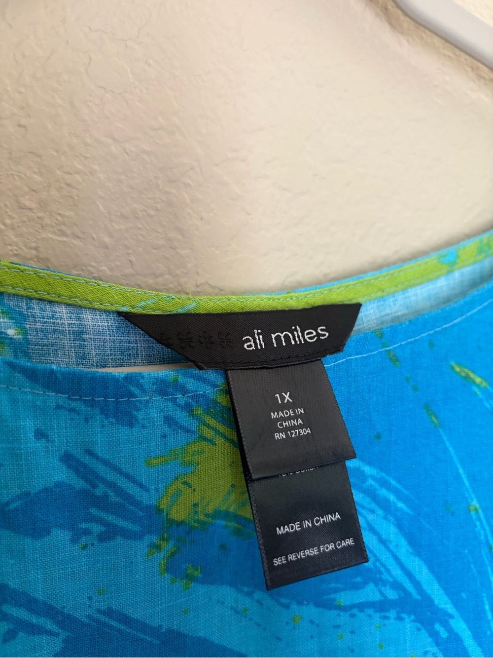 Ali Miles Linen Blend Abstract Button Back Blouse Blue Roll Tab Sleeves 1X - Picture 2 of 8